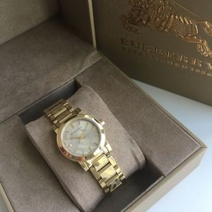 bu9234 burberry watch